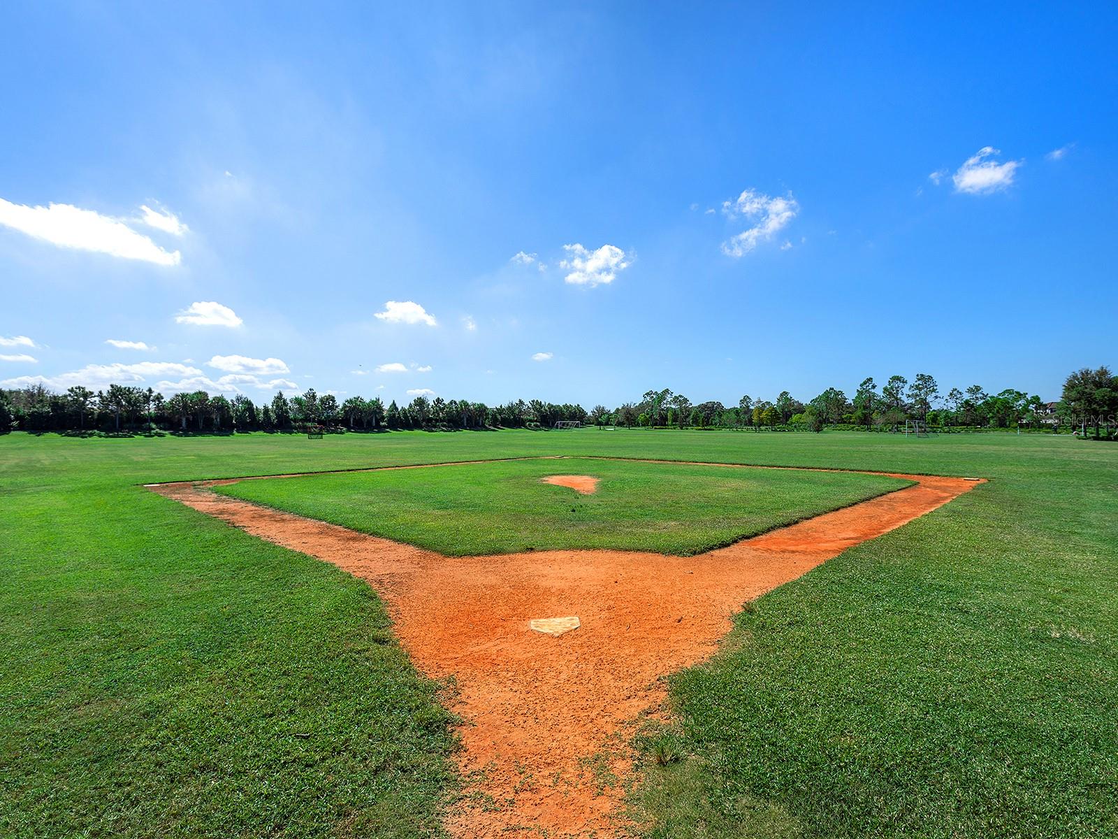 ARBOR GRANDE - Residential