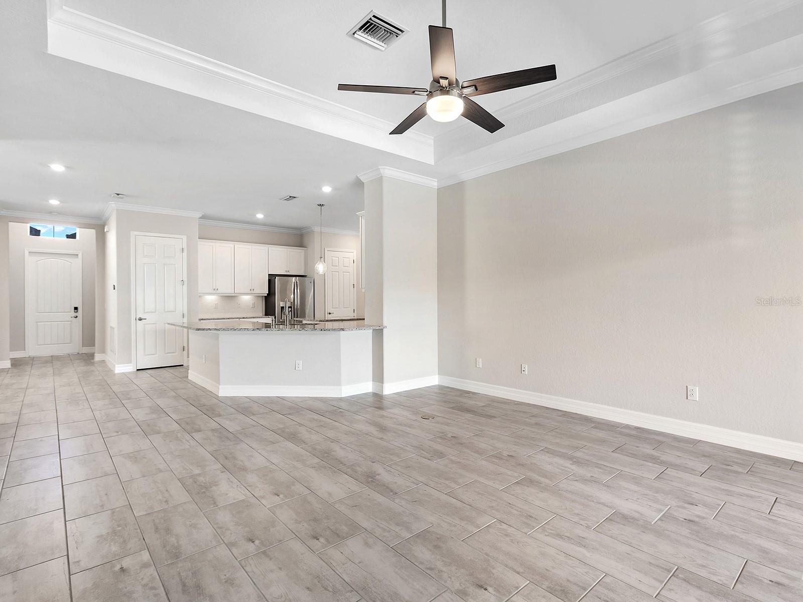 ARBOR GRANDE - Residential