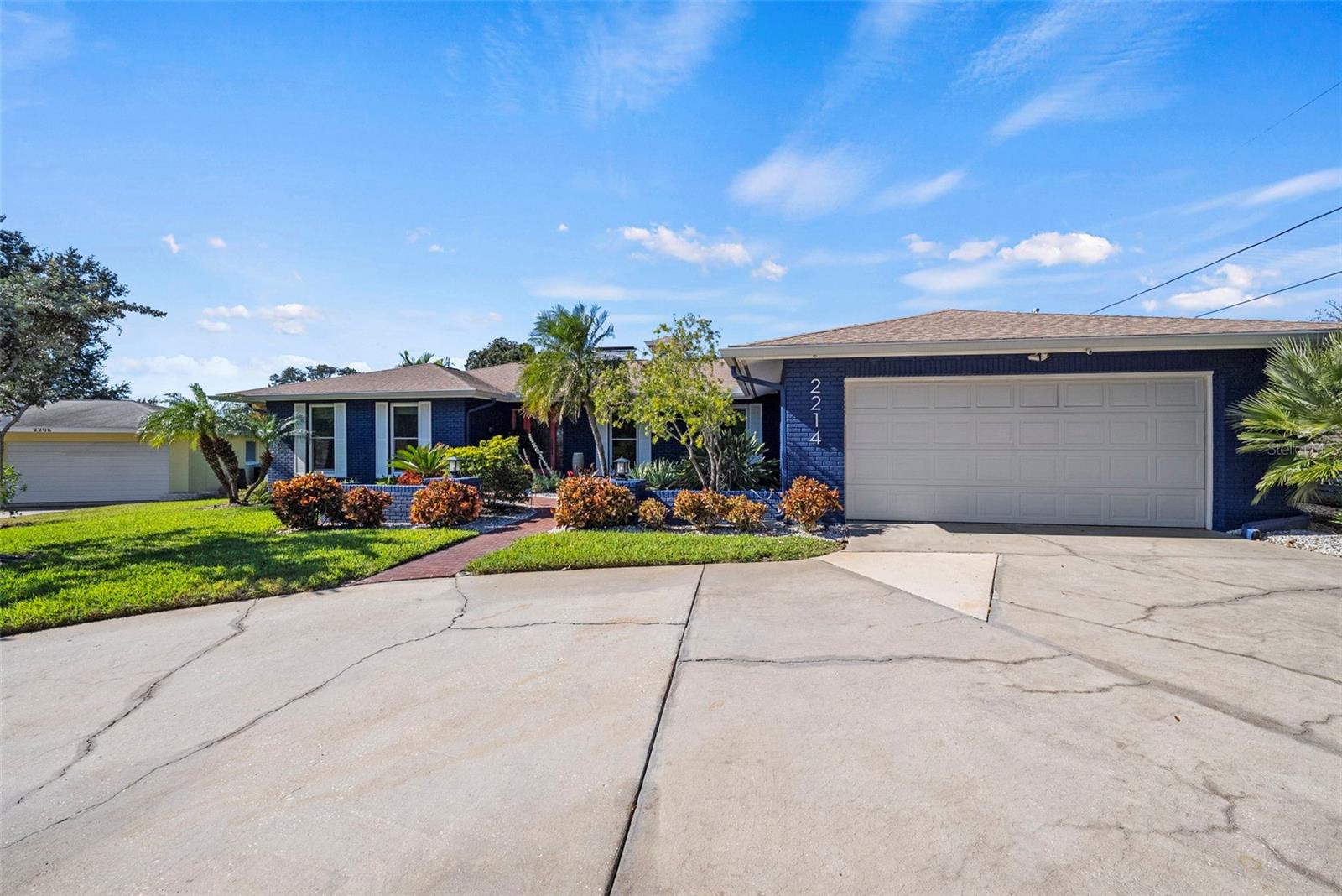 FAIRWAY ESTATES - Residential