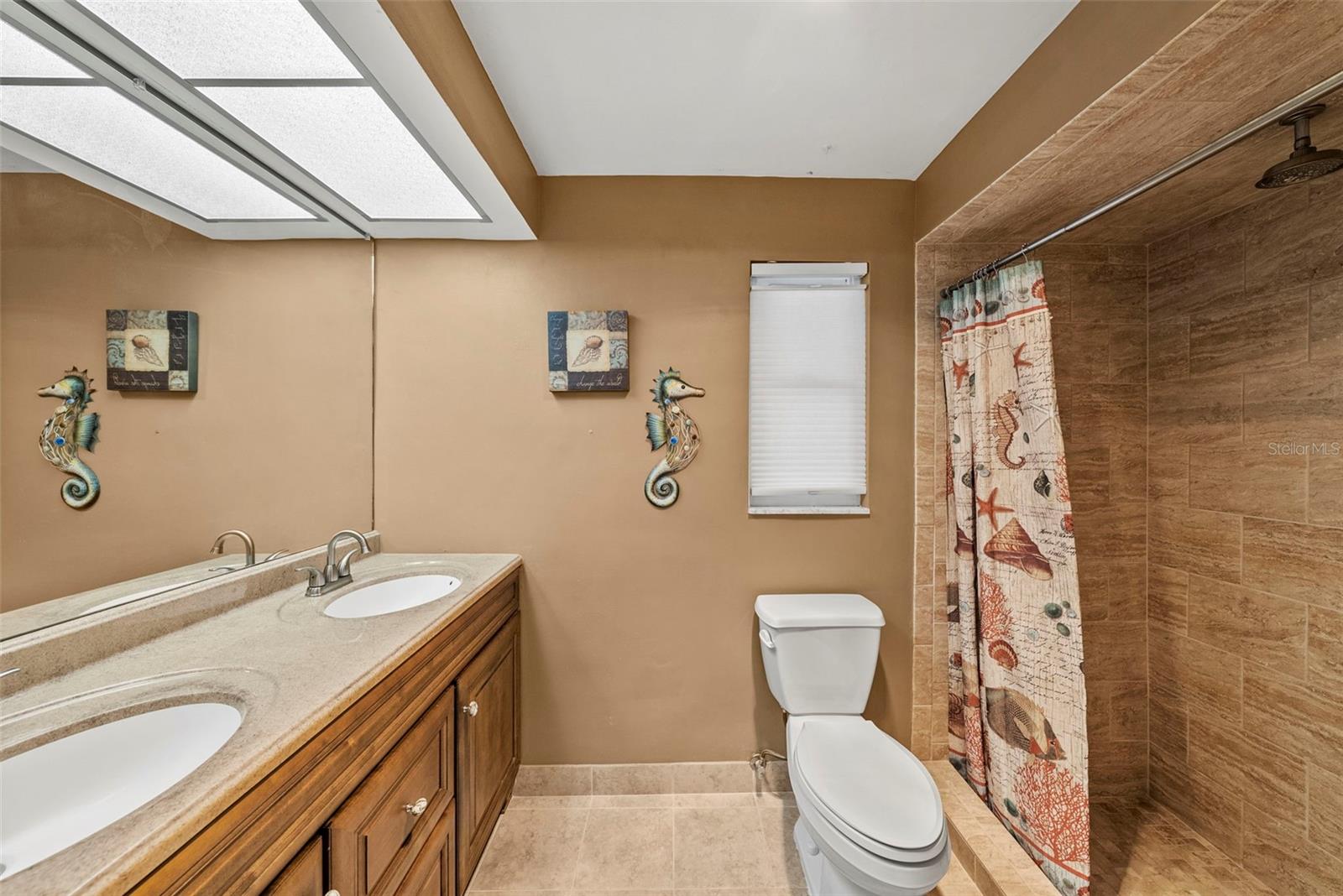 FAIRWAY ESTATES - Residential