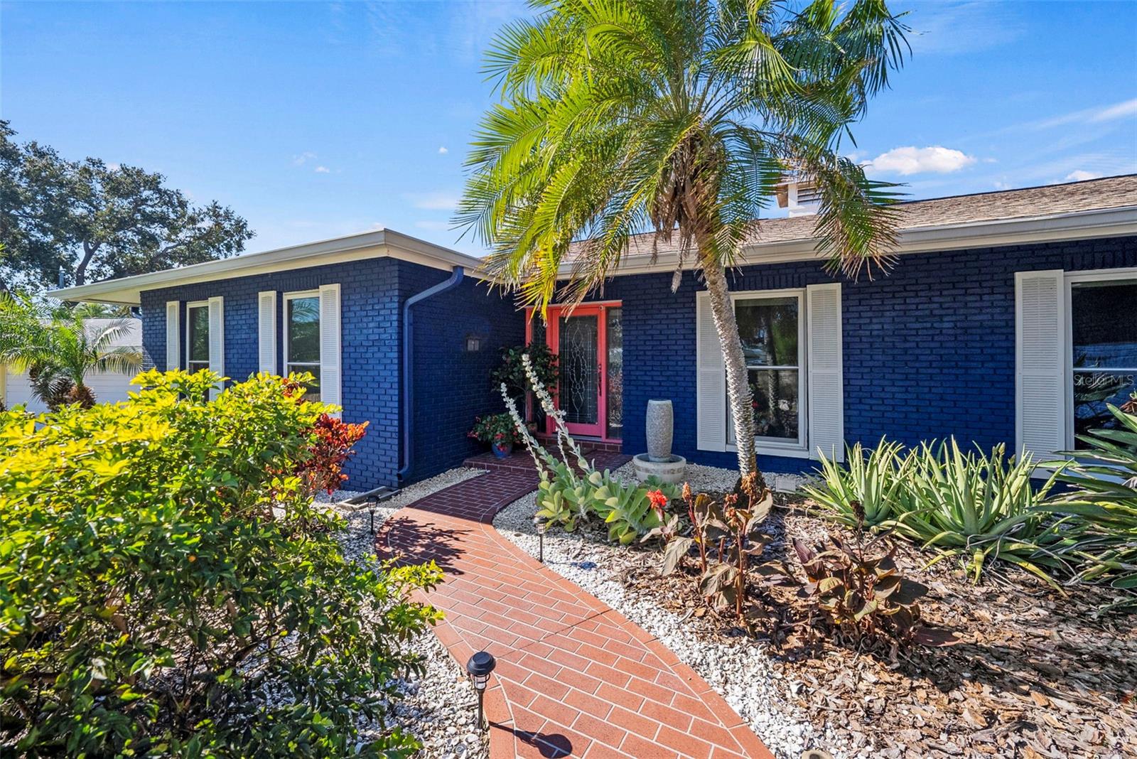 FAIRWAY ESTATES - Residential