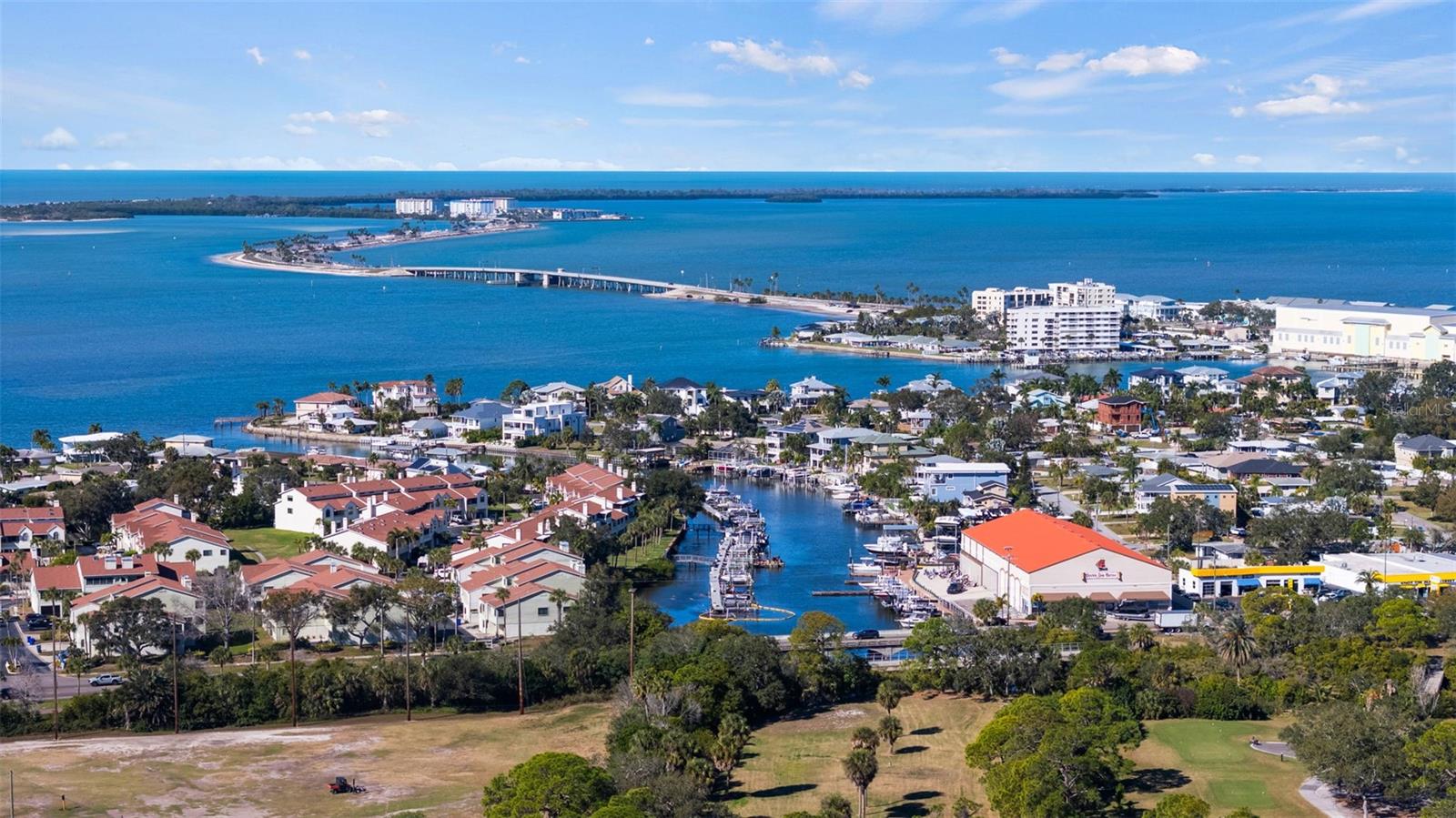 FAIRWAY ESTATES - Residential