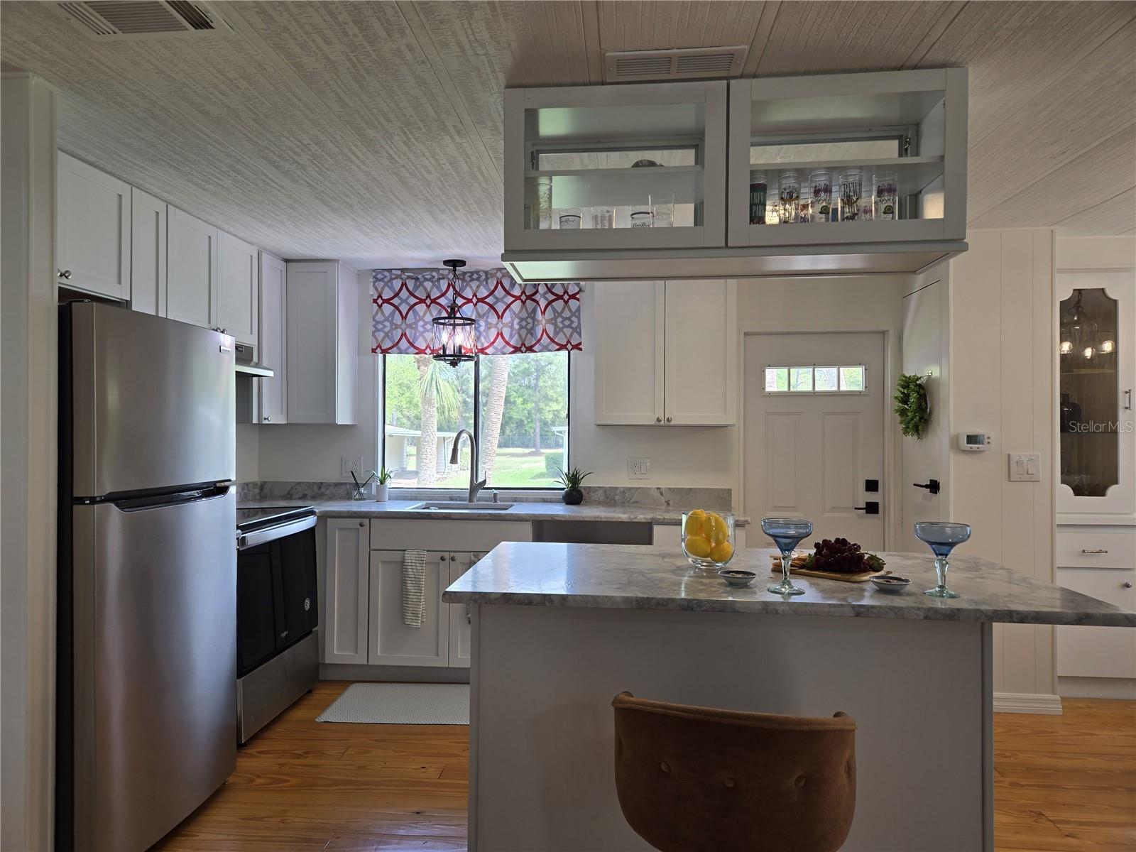 BANBURY VILLAGE CONDO - Residential