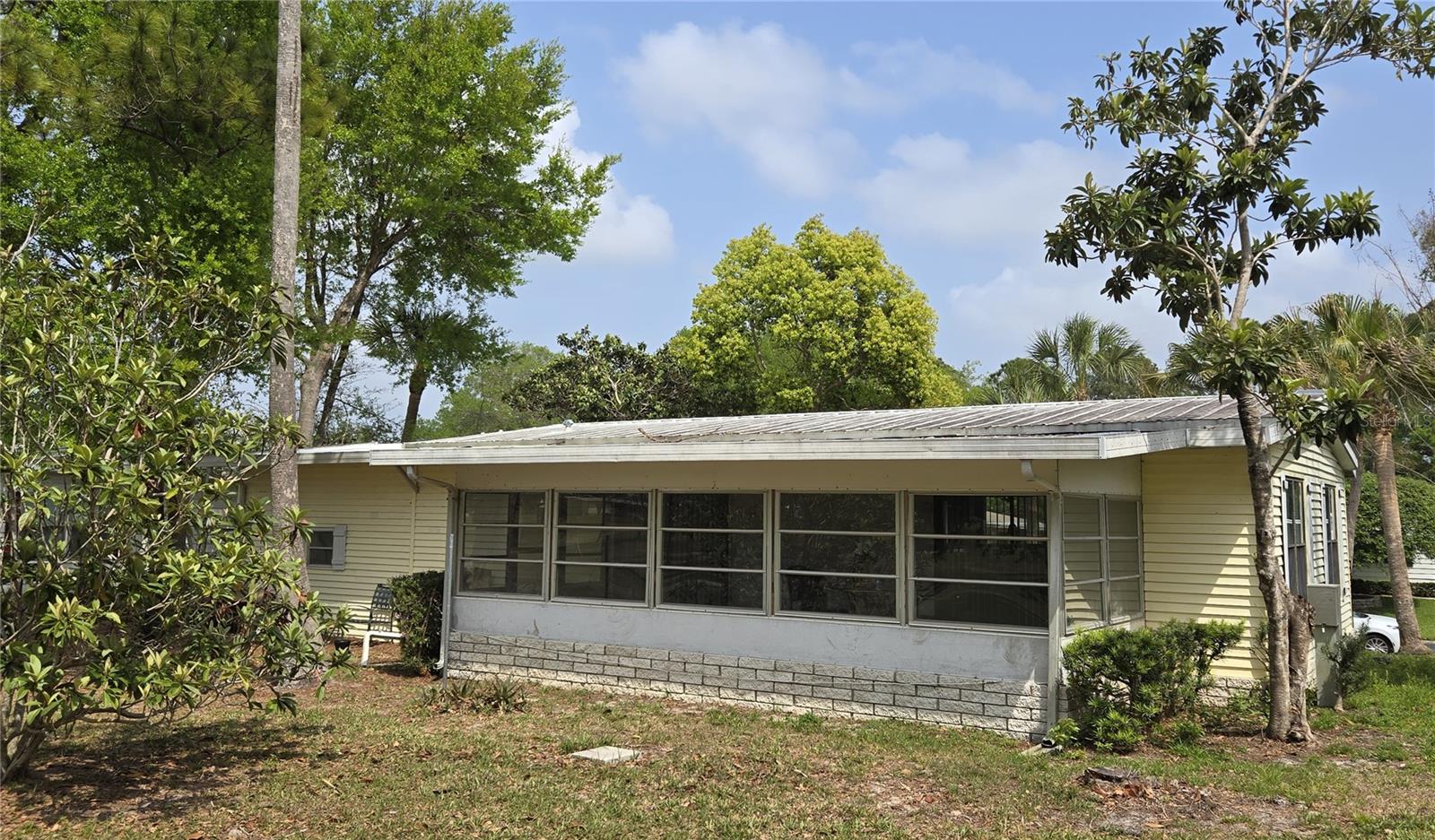 BANBURY VILLAGE CONDO - Residential