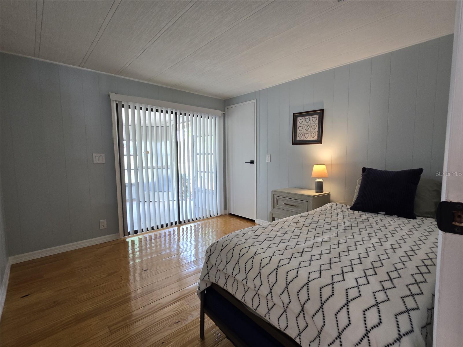 BANBURY VILLAGE CONDO - Residential