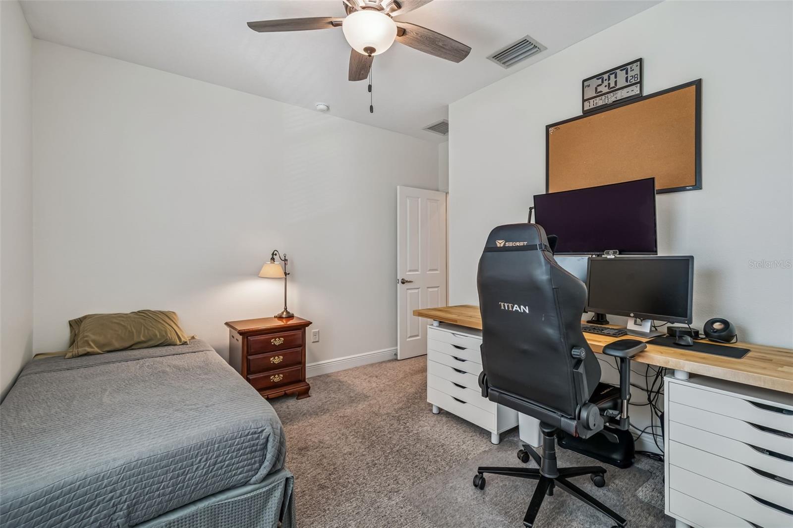 HAYES PARK VILLAGE - Residential