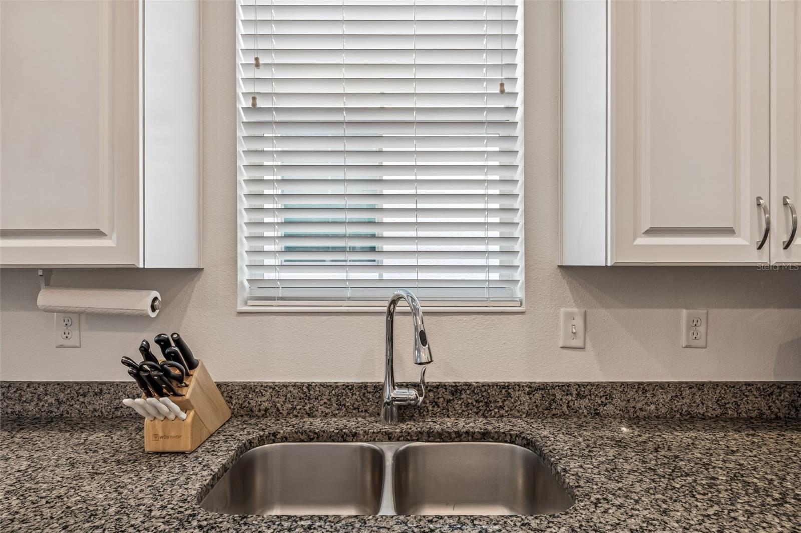 HAYES PARK VILLAGE - Residential