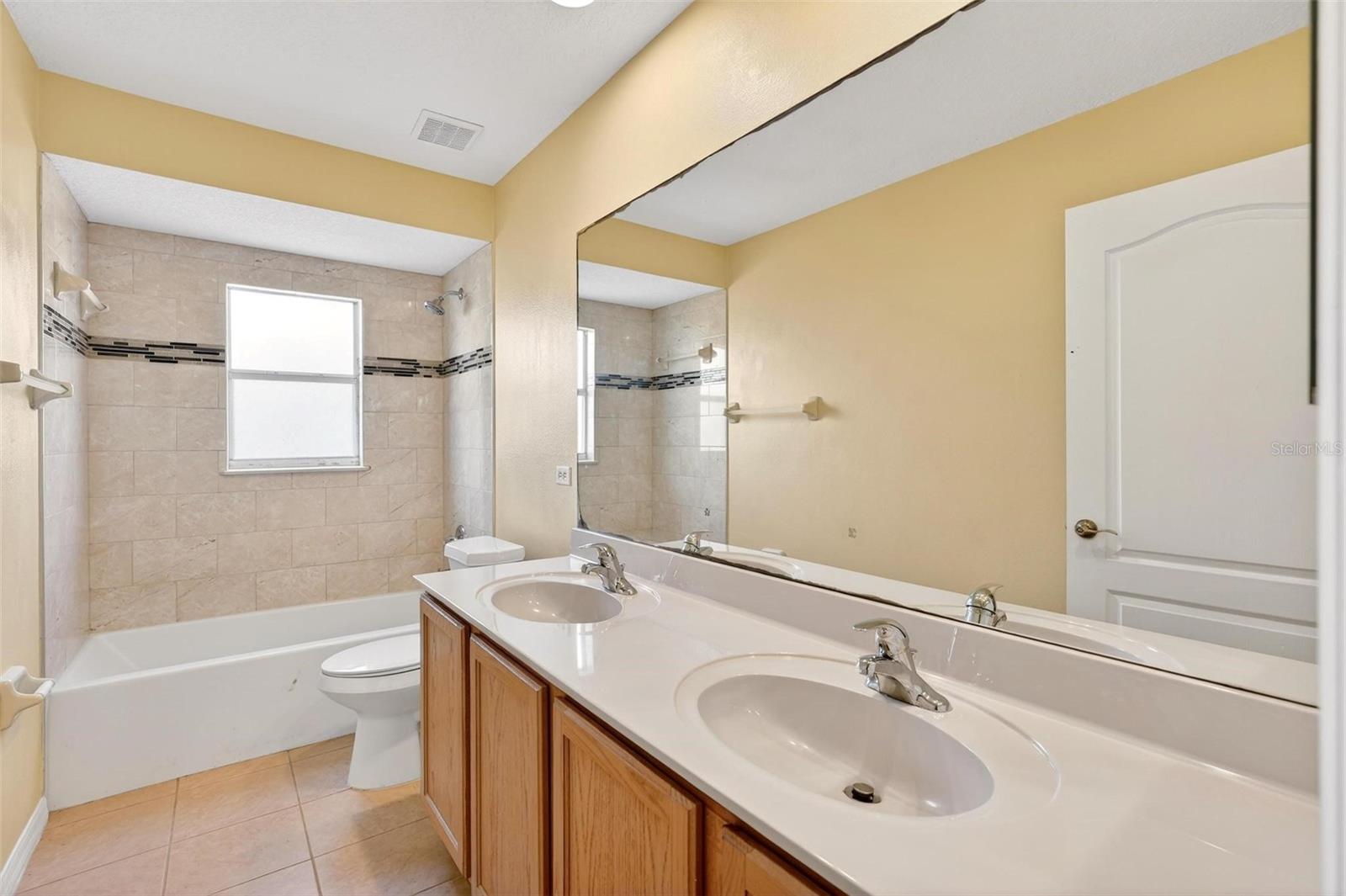 CYPRESS LAKES PCLS E & F - Residential