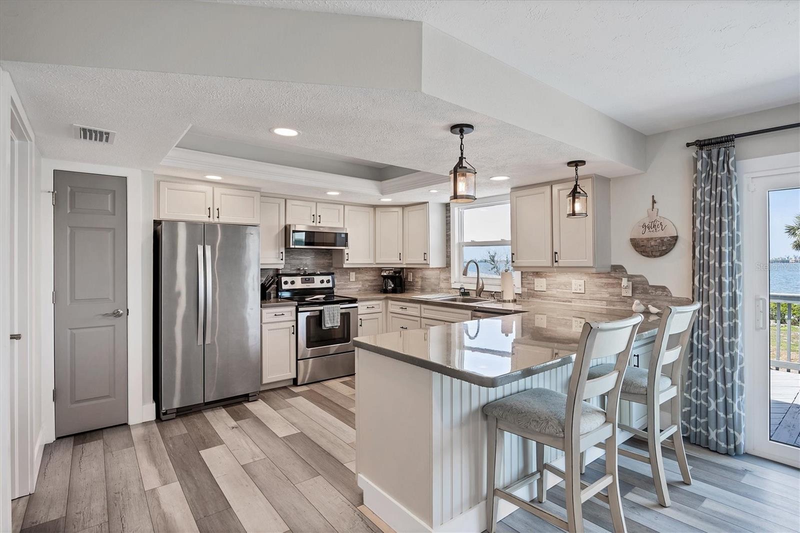 TYLER & DARLING ADD 01 - Residential Lease