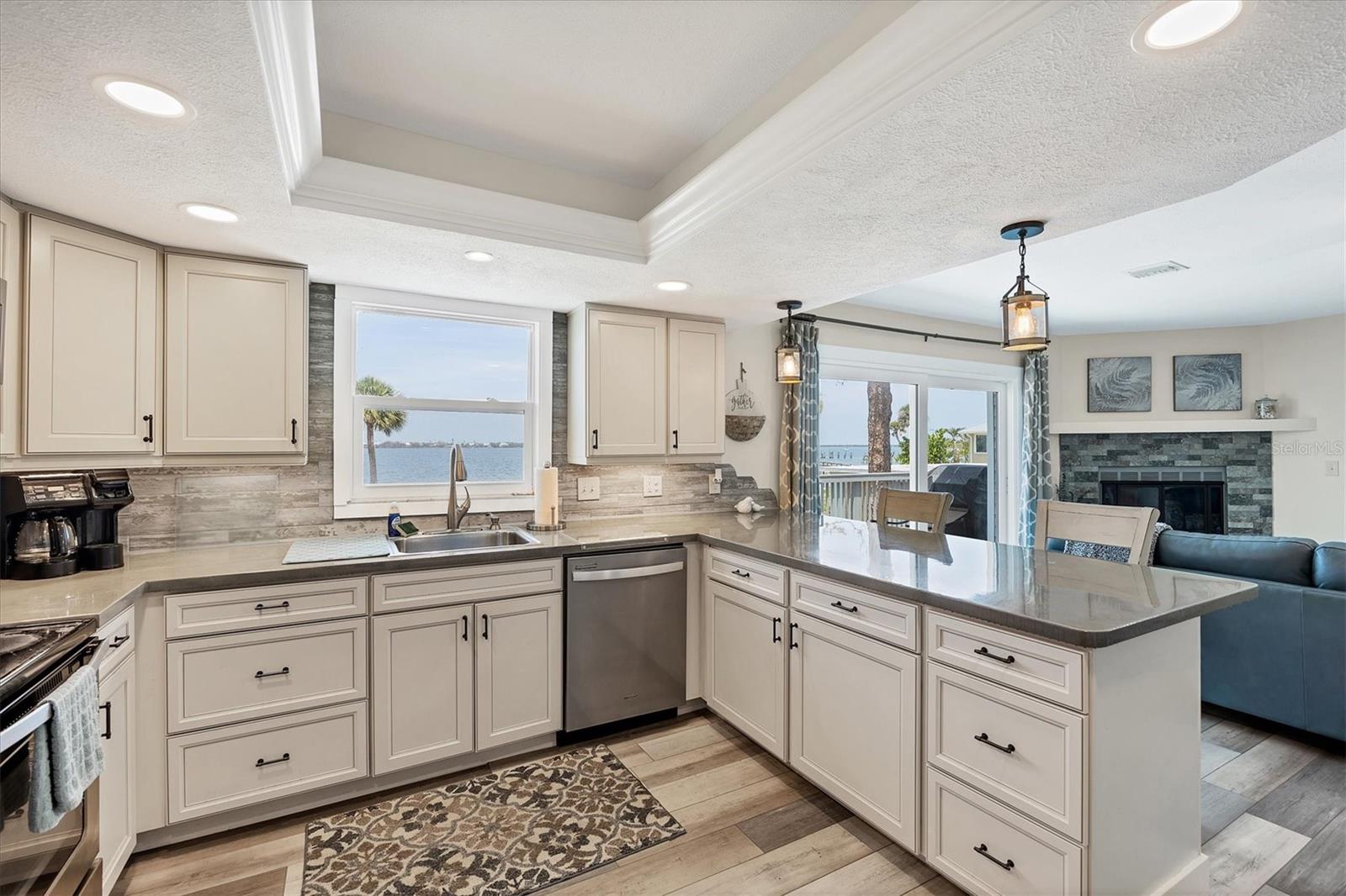 TYLER & DARLING ADD 01 - Residential Lease