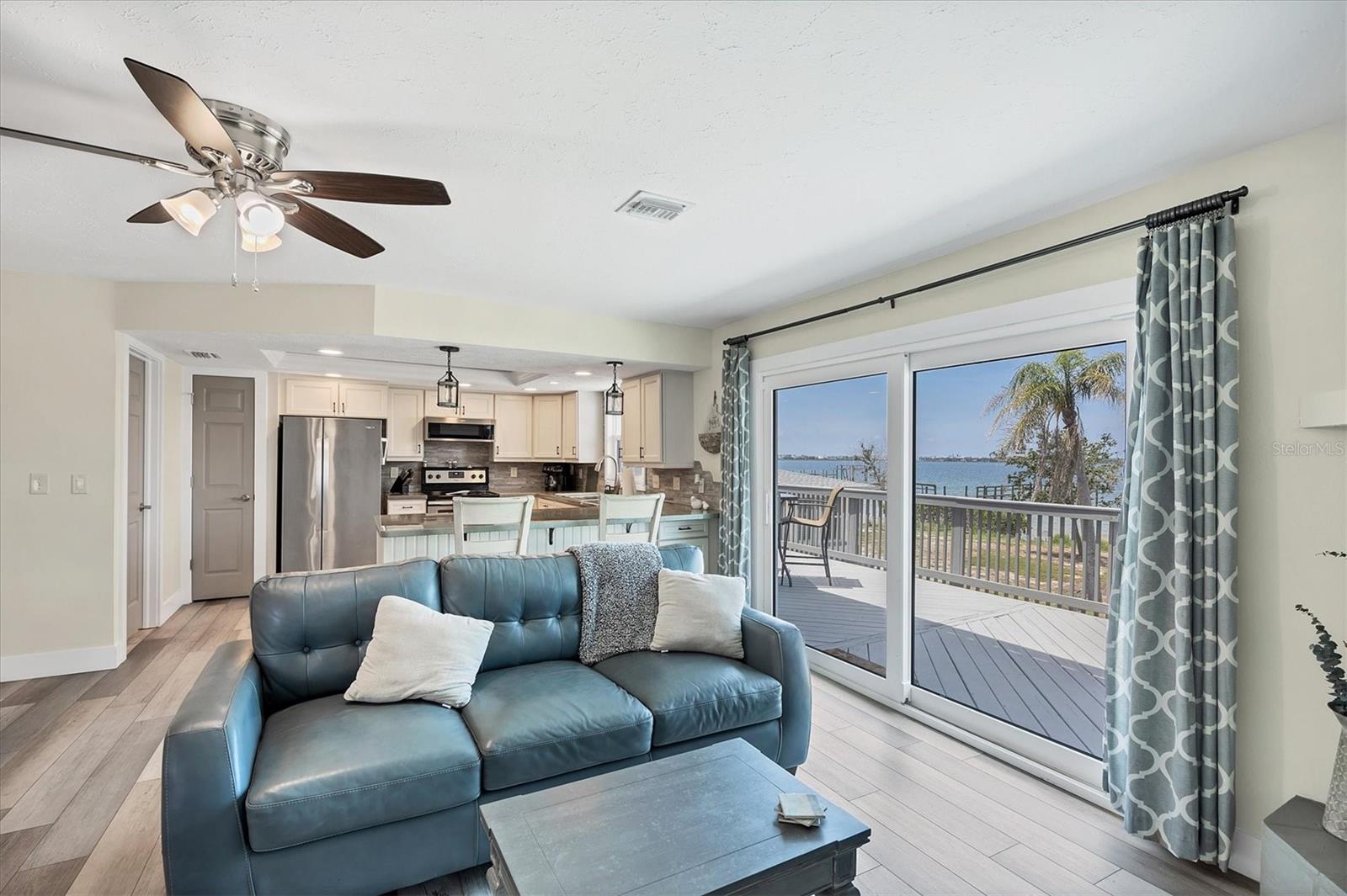 TYLER & DARLING ADD 01 - Residential Lease