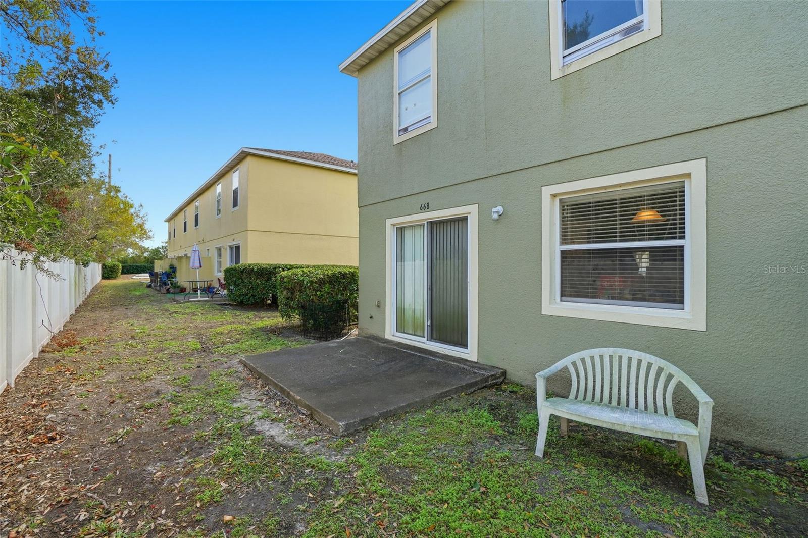 OAKCREST AT SOUTHMEADOW CONDOMINIUM - Residential