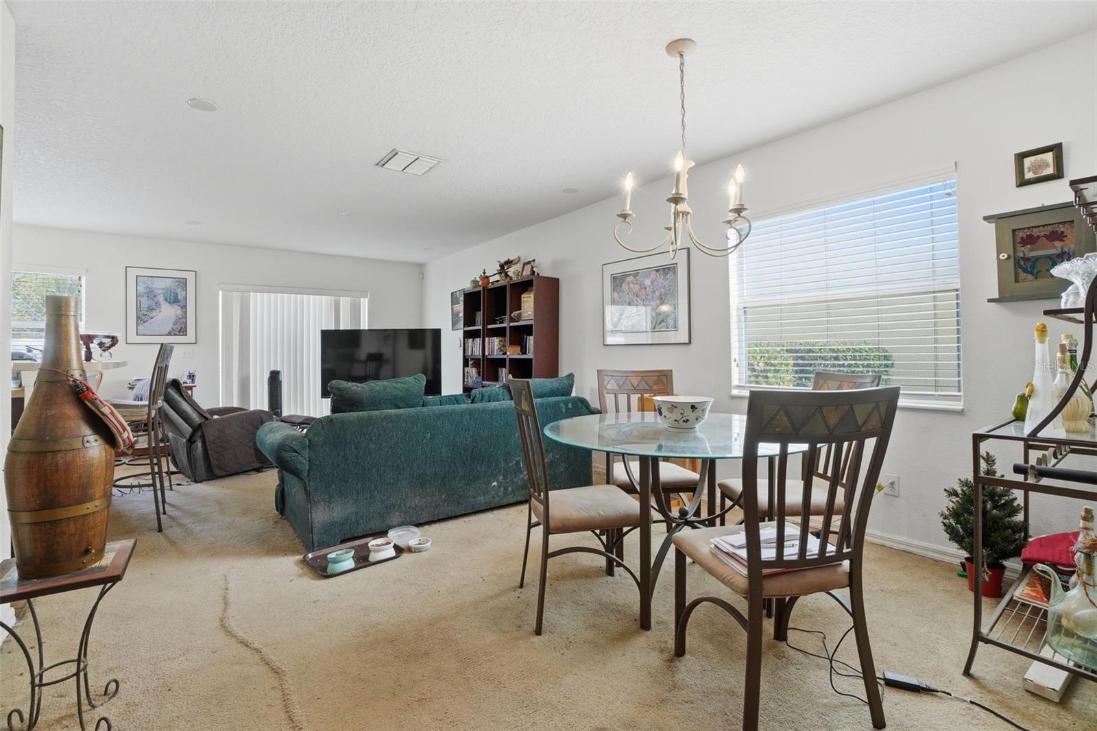 OAKCREST AT SOUTHMEADOW CONDOMINIUM - Residential