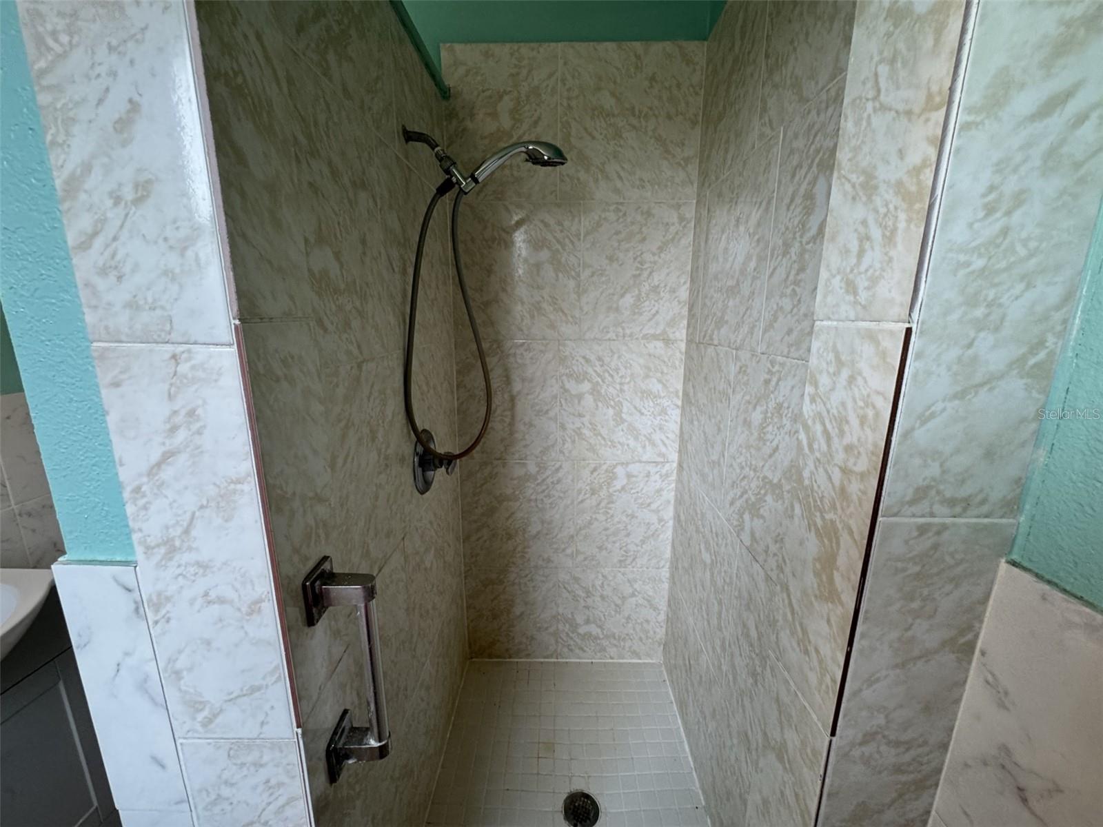 MILLSITE SHORES - Residential