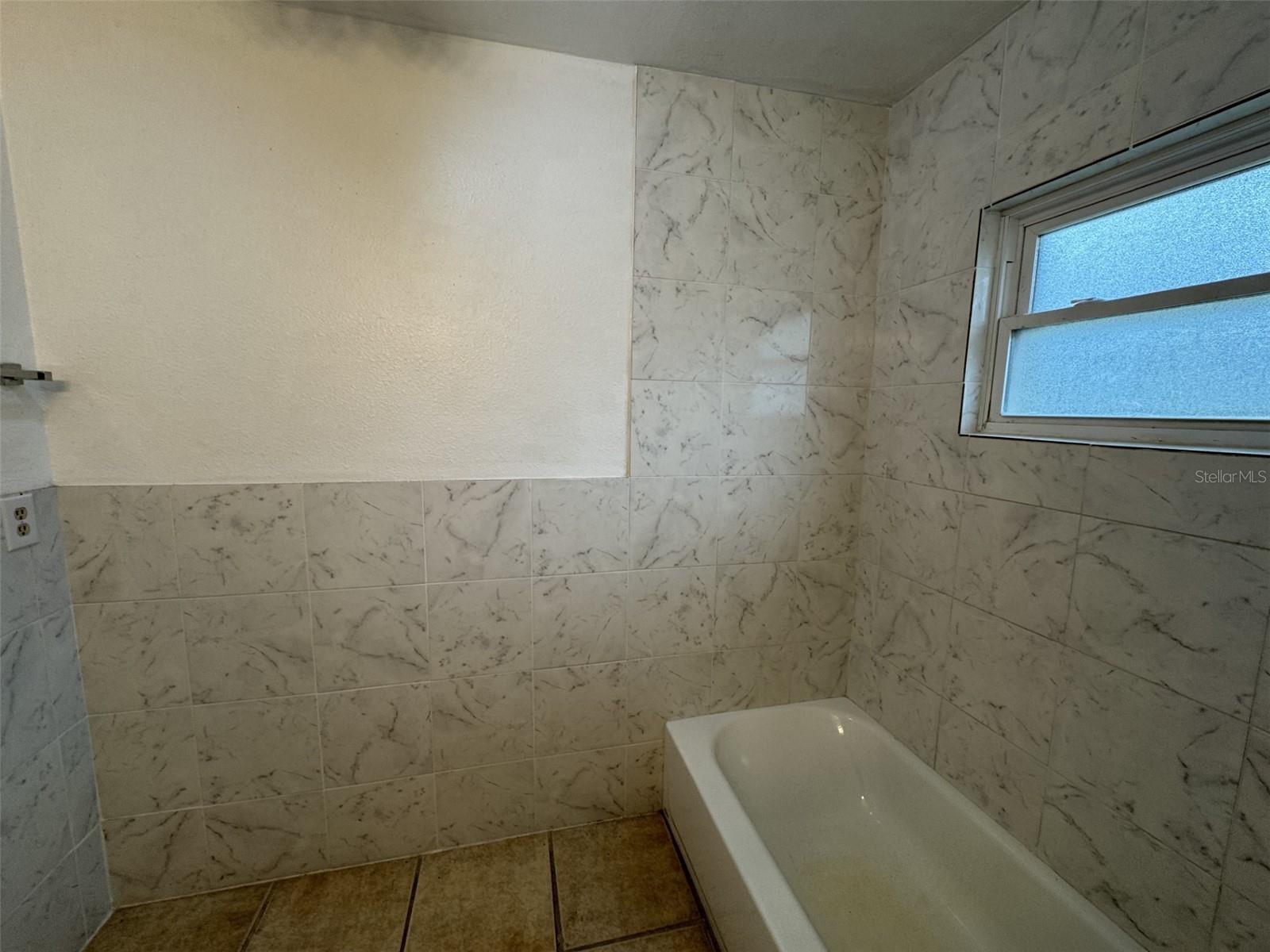 MILLSITE SHORES - Residential