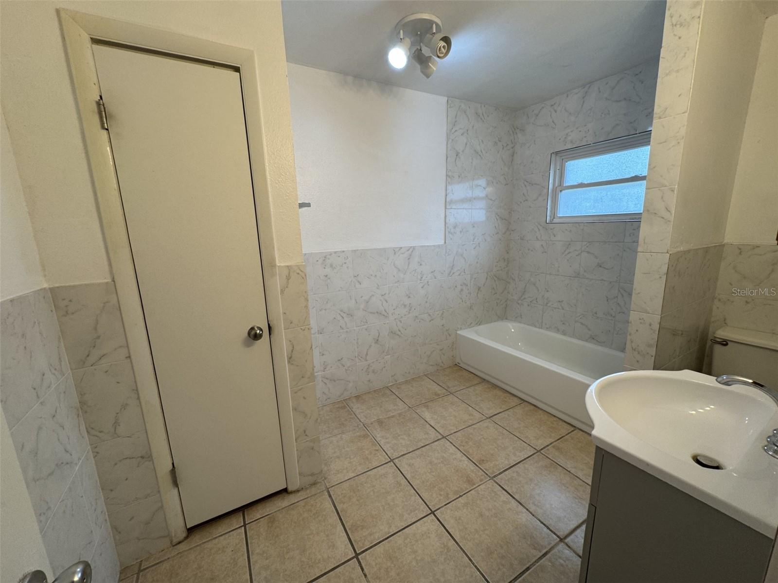 MILLSITE SHORES - Residential