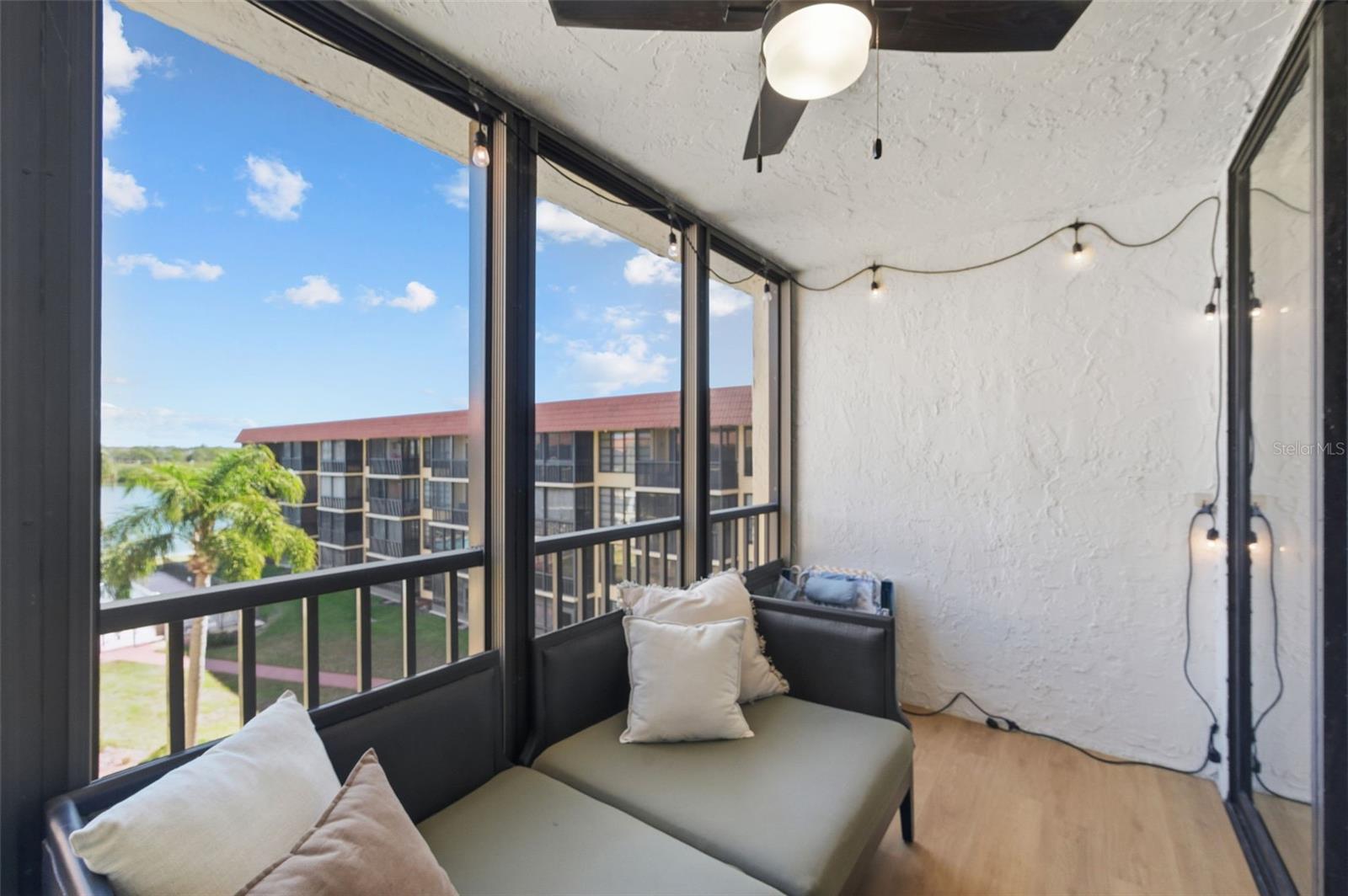 BAY MARINER THE CONDO - Residential