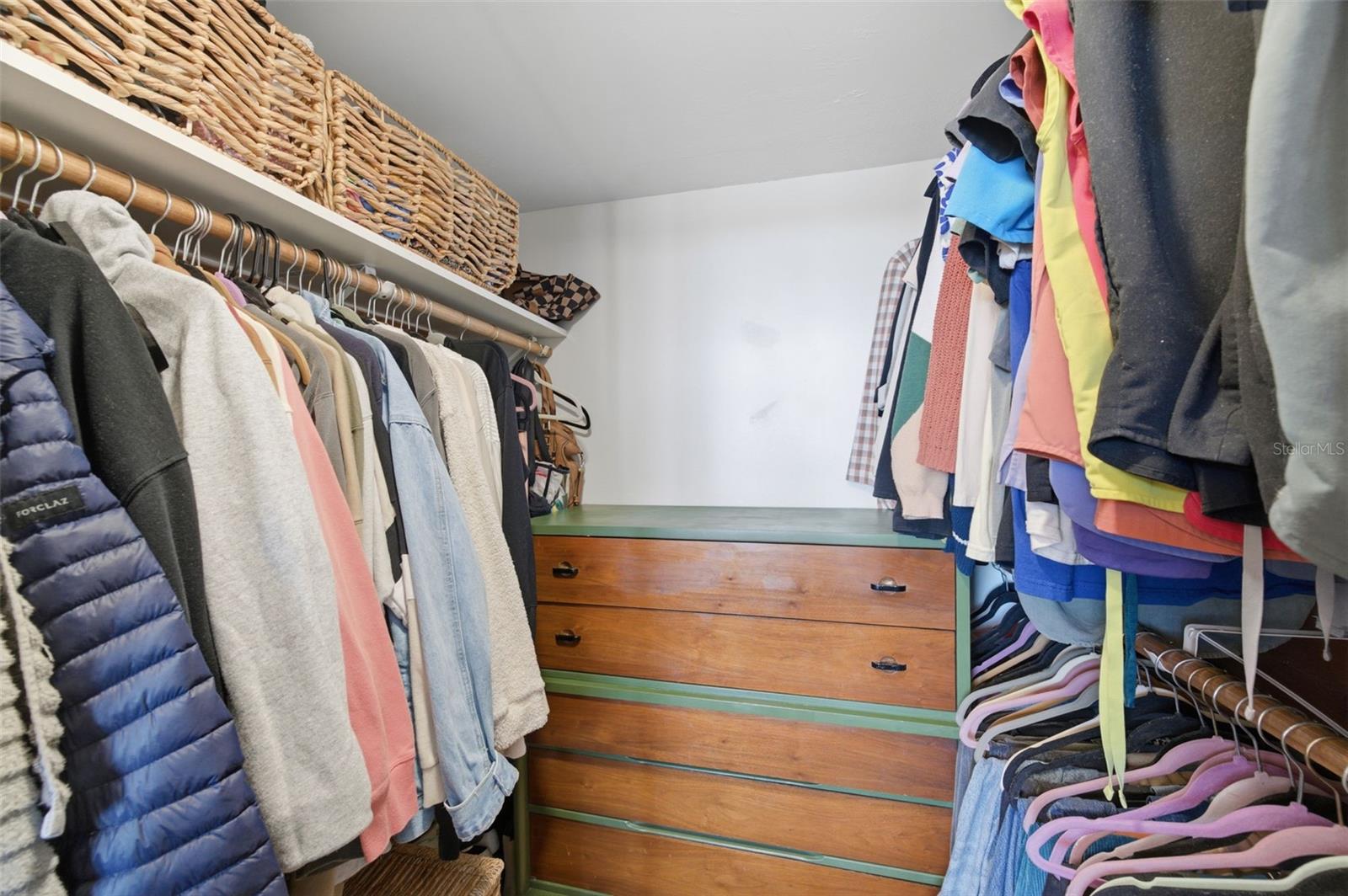 BAY MARINER THE CONDO - Residential