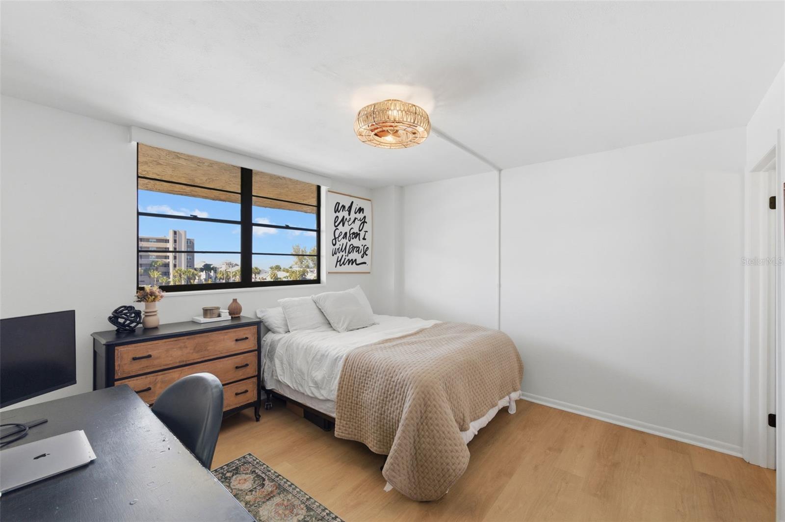 BAY MARINER THE CONDO - Residential