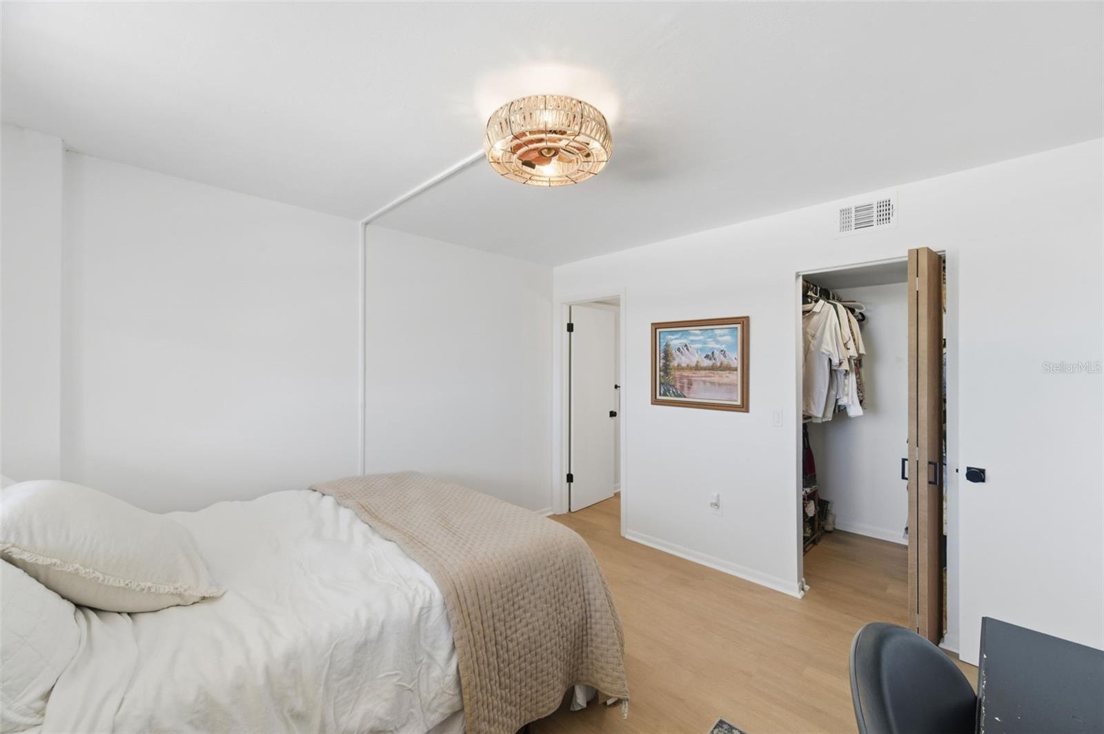 BAY MARINER THE CONDO - Residential