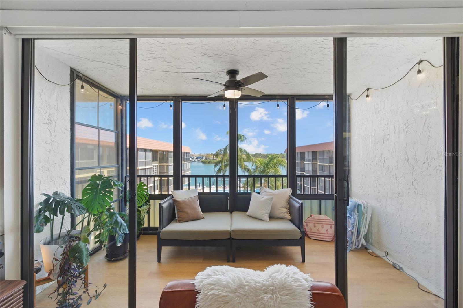 BAY MARINER THE CONDO - Residential