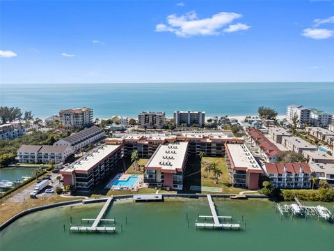 Photo of 19701 Gulf Boulevard #423, Indian Shores, FL 33785 (MLS # TB8475487)