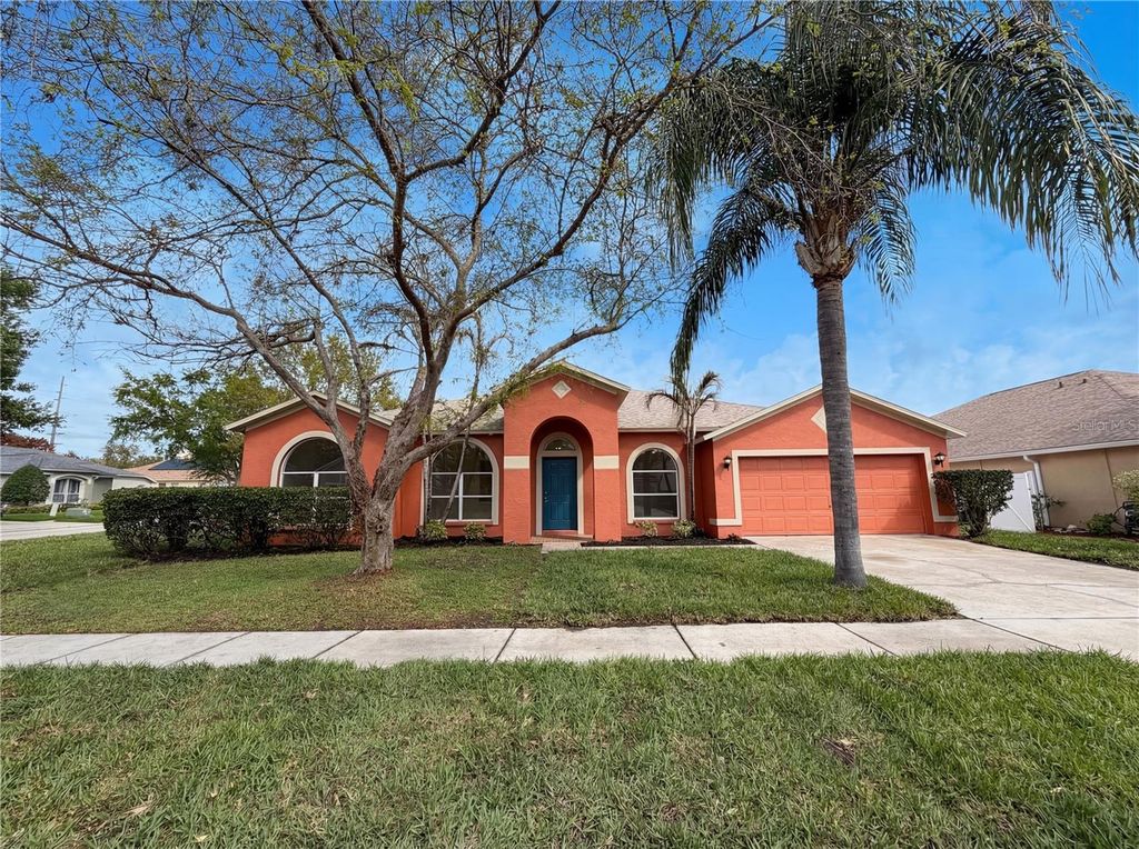 Photo of 2727 Valencia Grove Drive, Valrico, FL 33596 (MLS # O6392088)