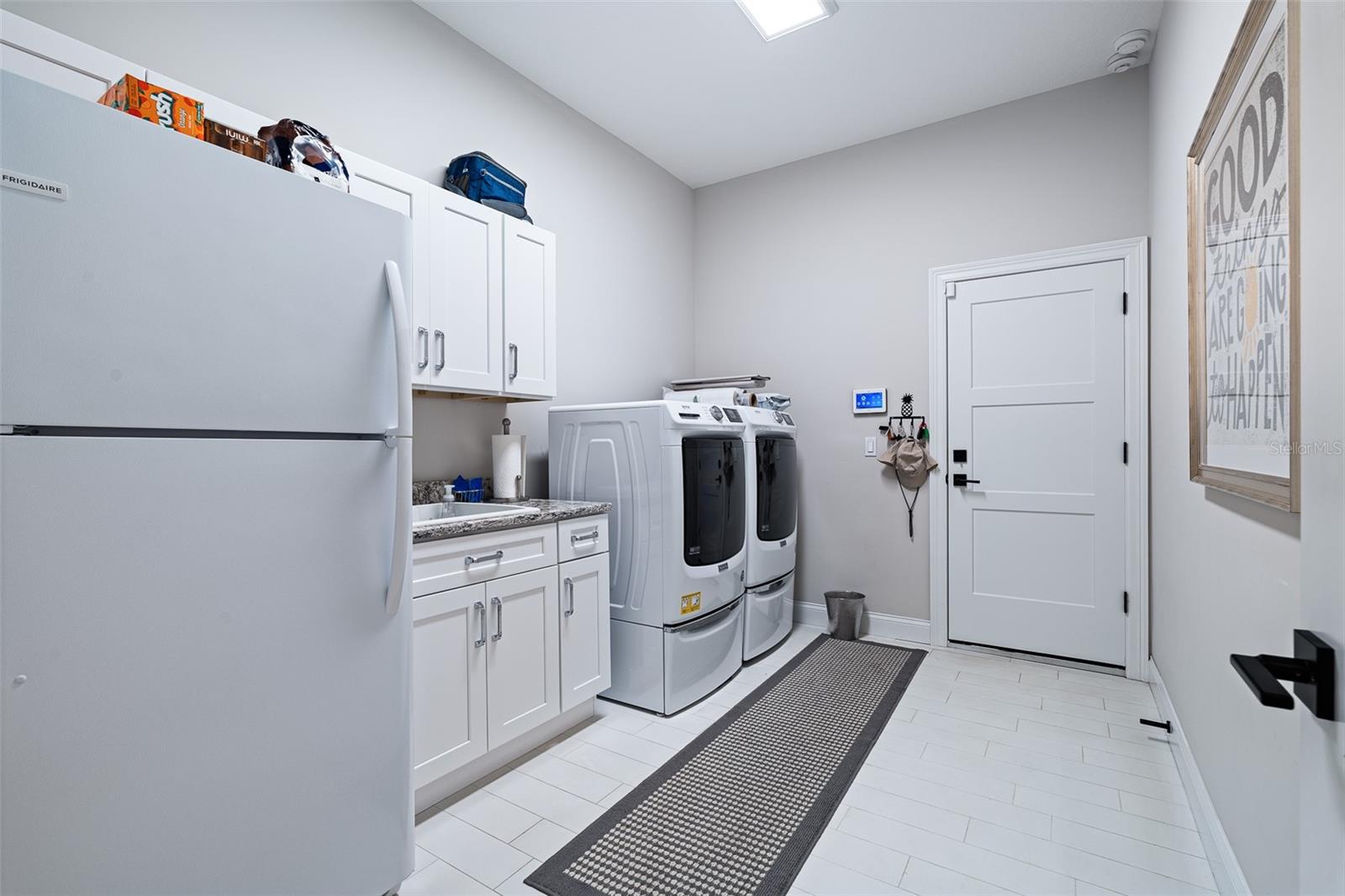 SANCTUARY SUB - Residential