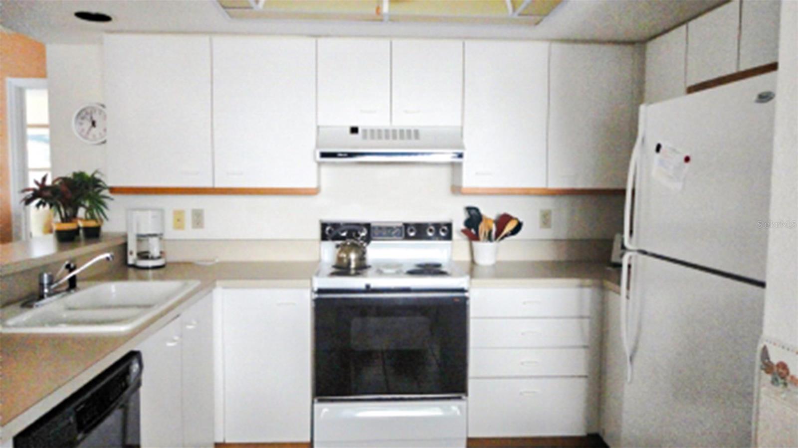 GULF & BAY CLUB BAYSIDE - Residential Lease