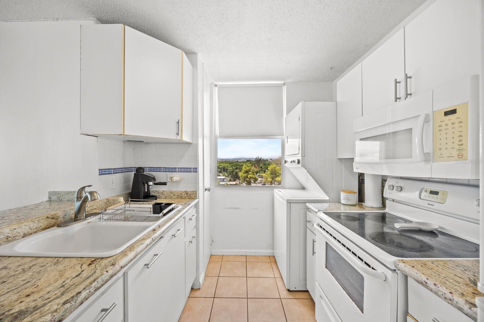 3409 AVE. ISLA VERDE 501