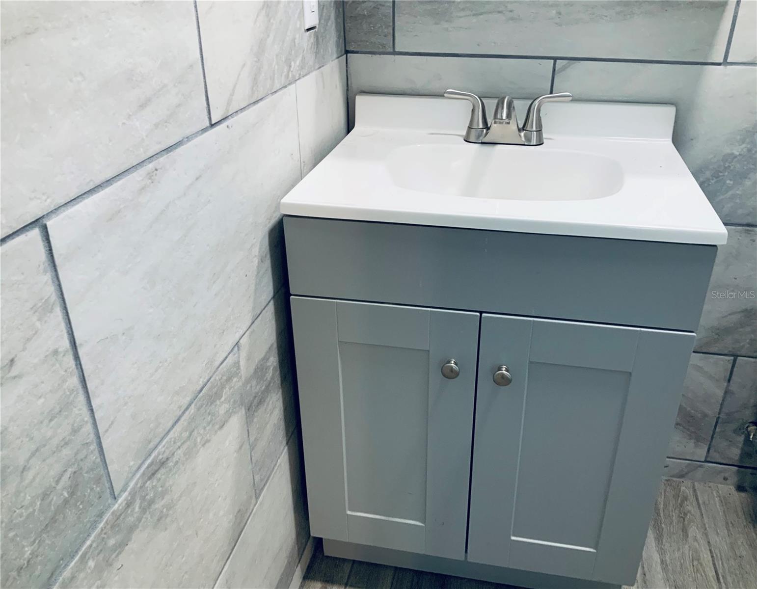 EUSTIS JOHNSONS POINT - Residential