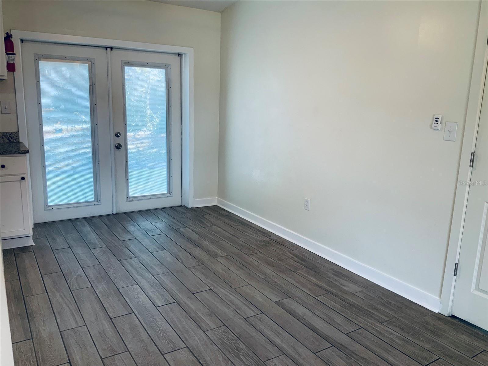 EUSTIS JOHNSONS POINT - Residential