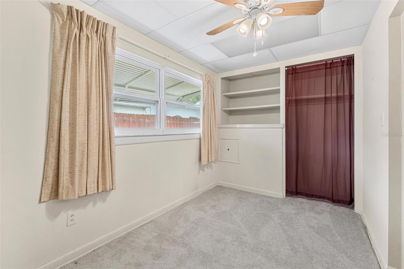 MILES PINES - Residential