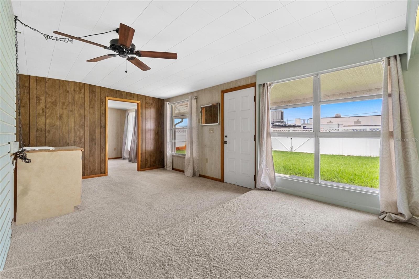 MILES PINES - Residential