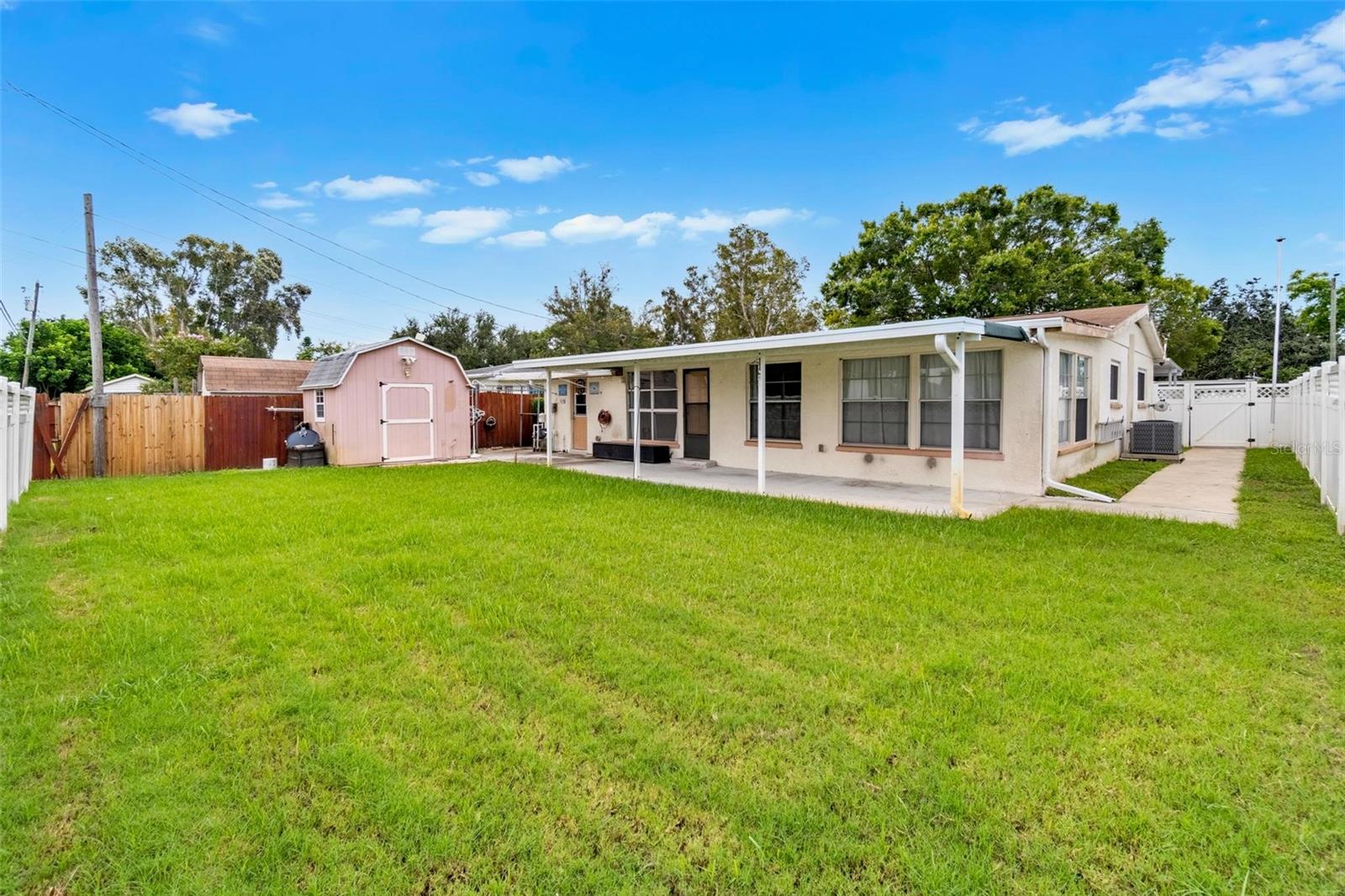 MILES PINES - Residential