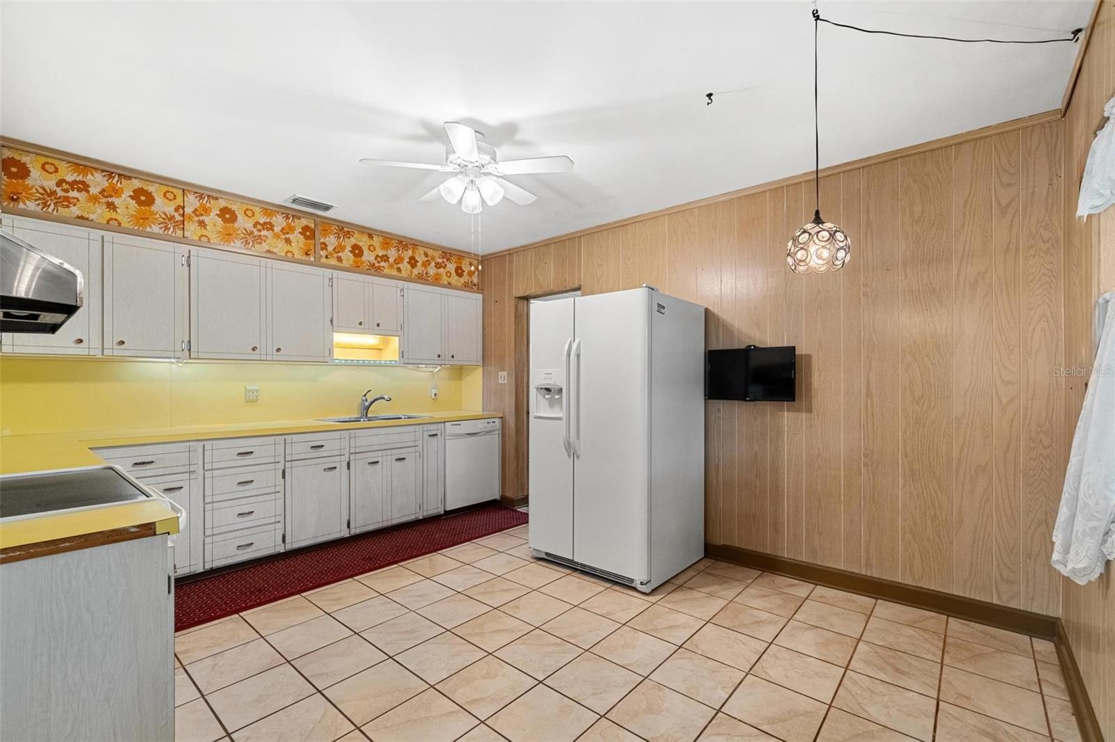 MILES PINES - Residential