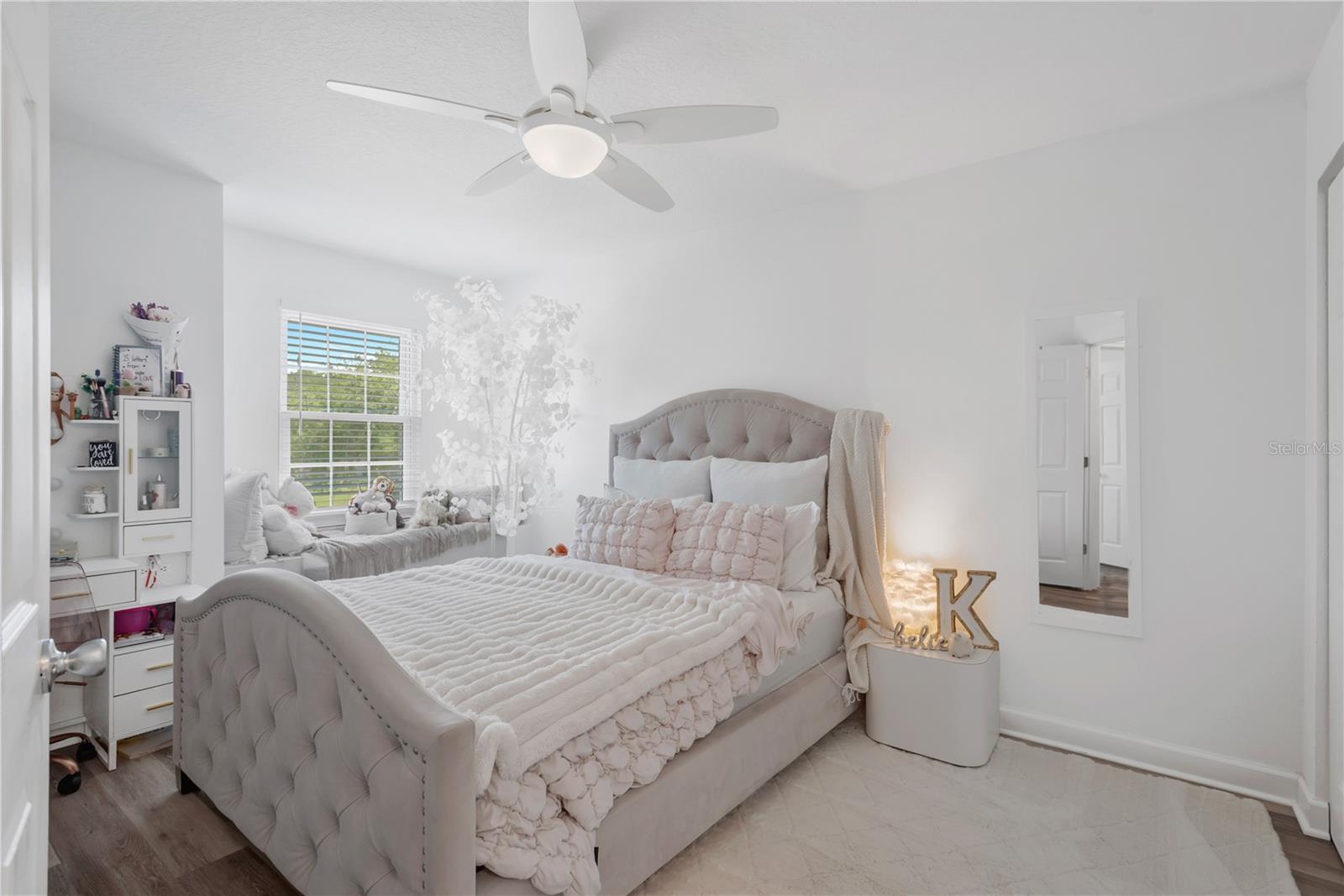 MEADOW POINTE - Residential