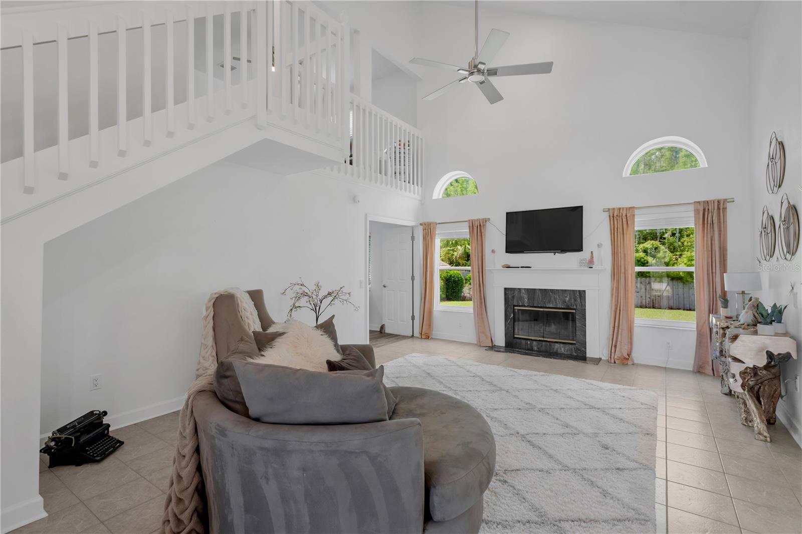 MEADOW POINTE - Residential