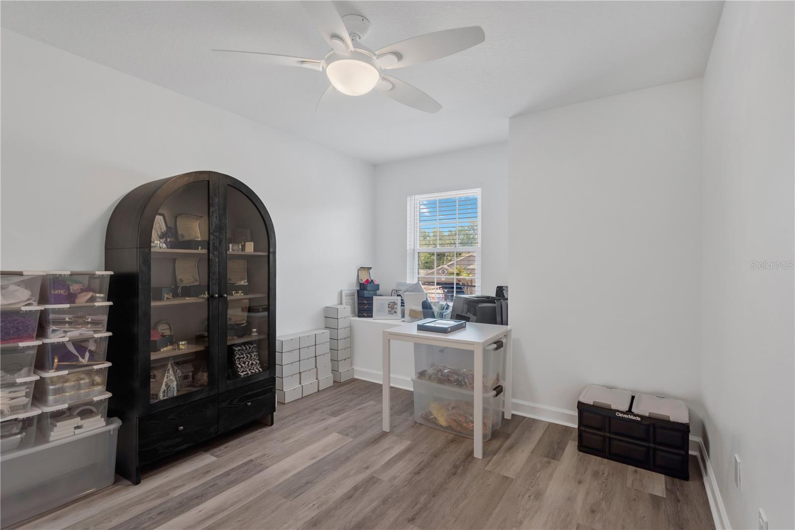 MEADOW POINTE - Residential