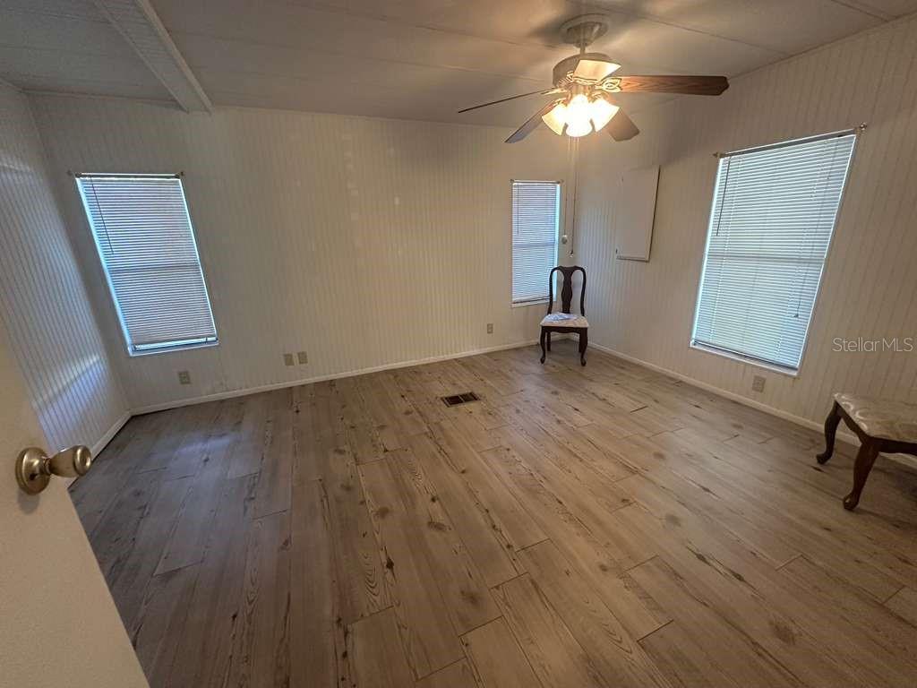 BANBURY VILLAGE CONDO - Residential