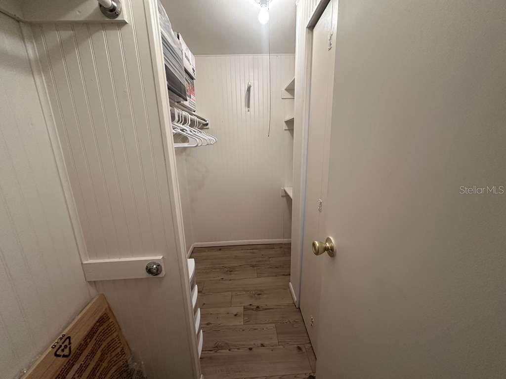 BANBURY VILLAGE CONDO - Residential