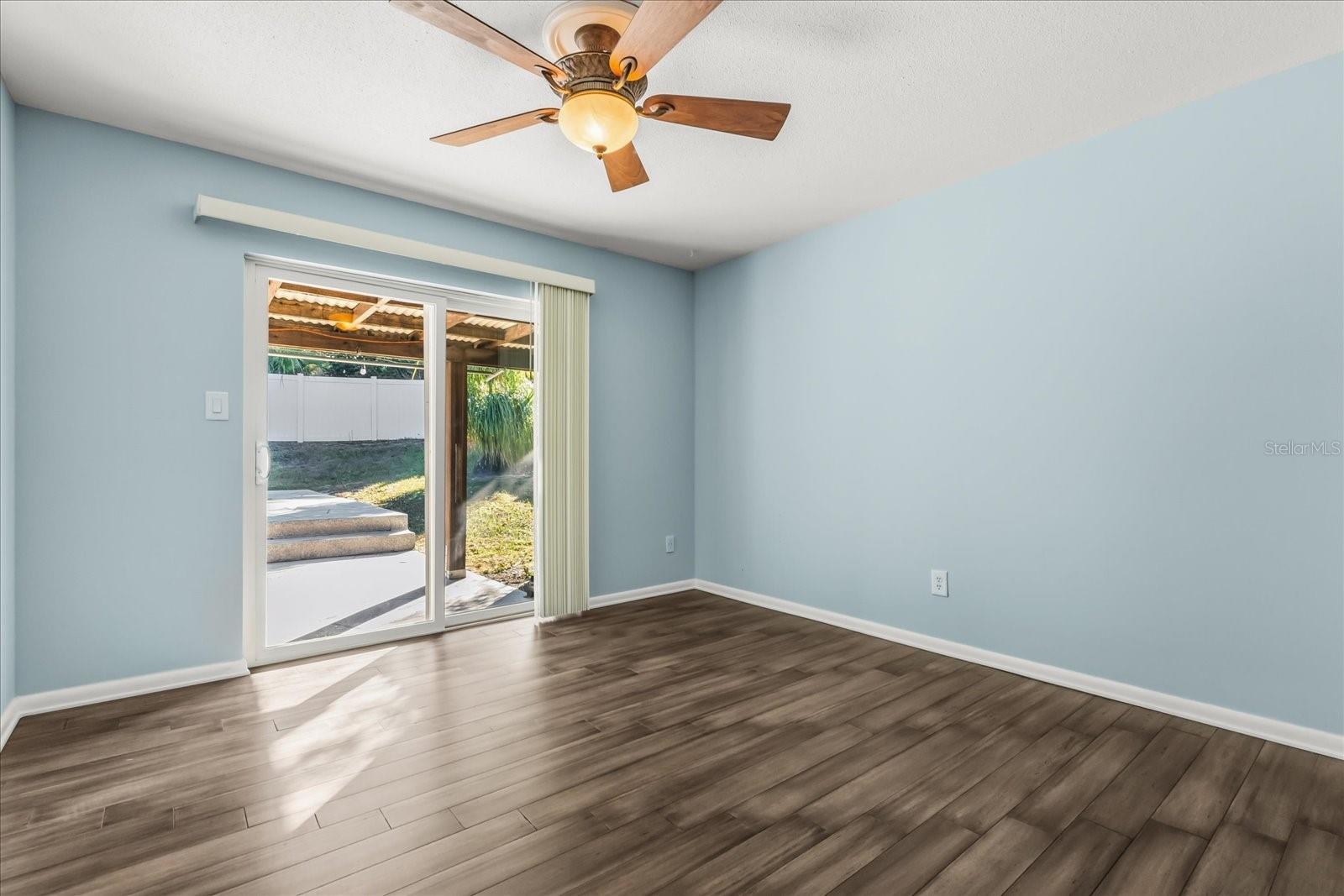 SANDRA HEIGHTS - Residential