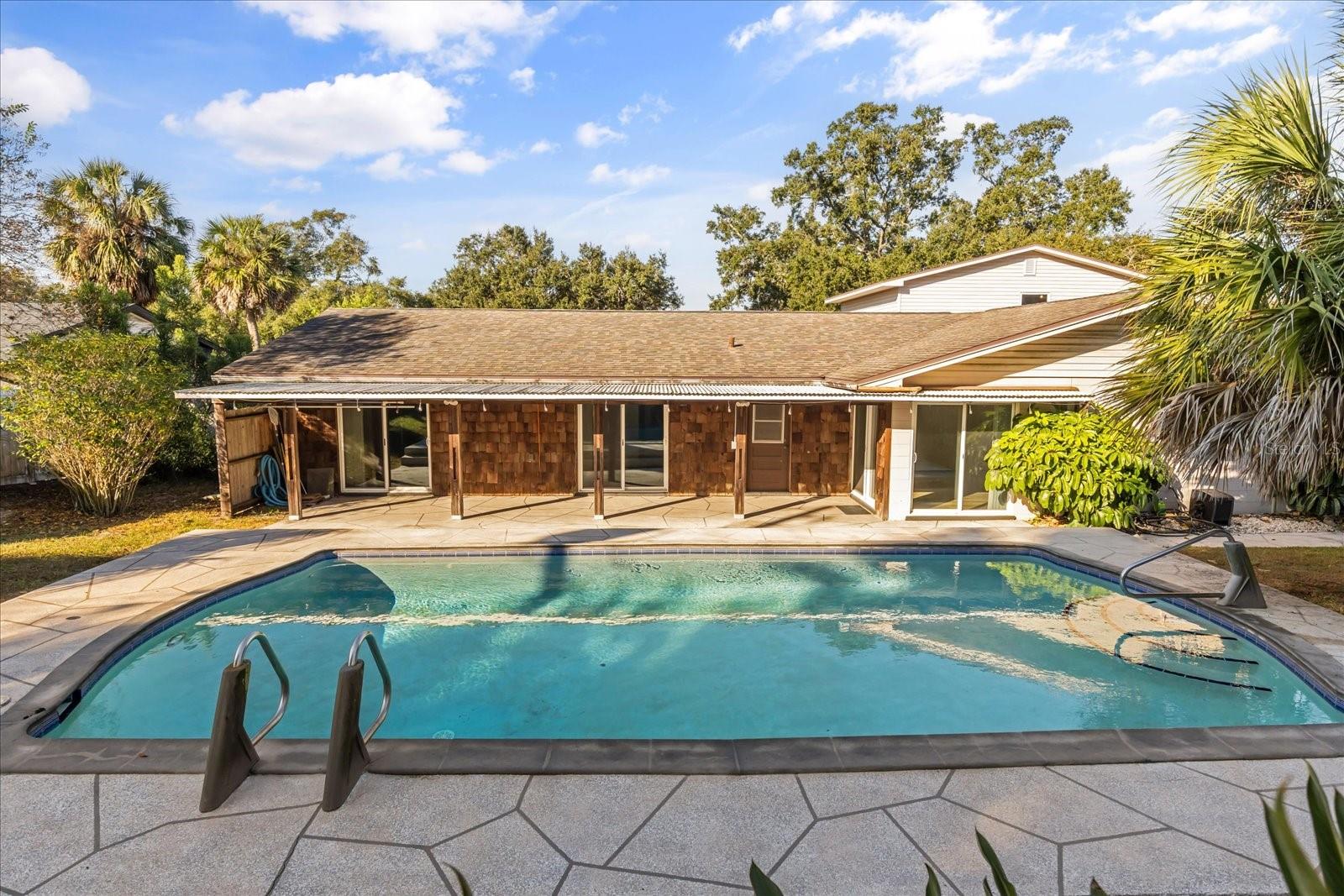 SANDRA HEIGHTS - Residential