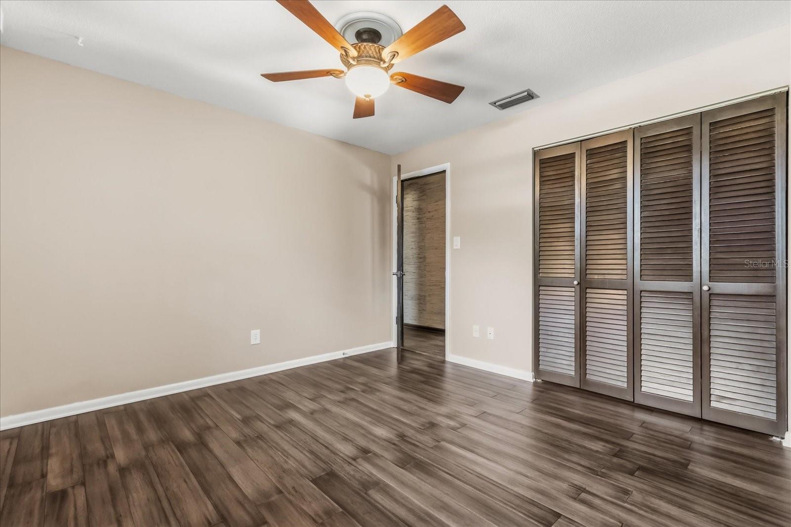 SANDRA HEIGHTS - Residential