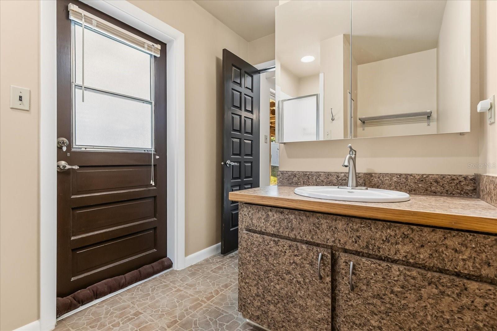 SANDRA HEIGHTS - Residential