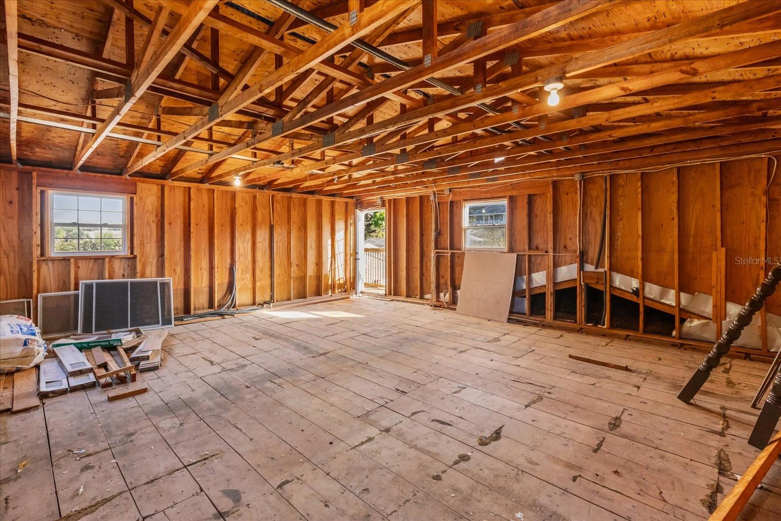 SANDRA HEIGHTS - Residential