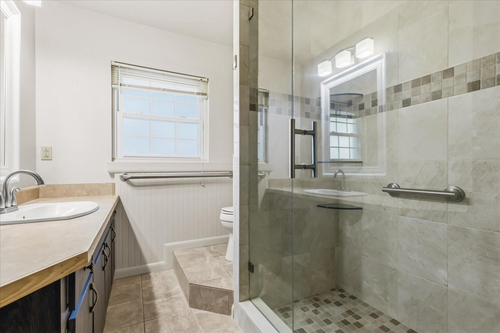 SANDRA HEIGHTS - Residential