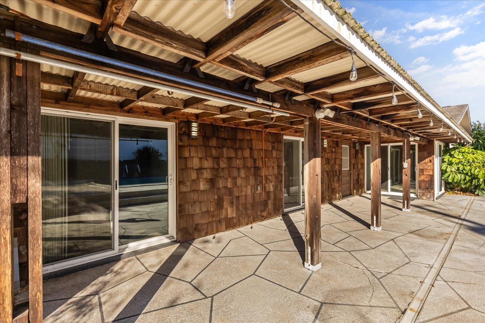 SANDRA HEIGHTS - Residential