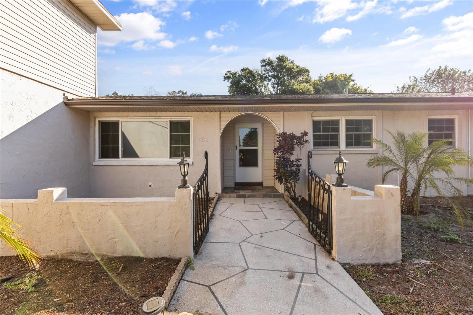 SANDRA HEIGHTS - Residential