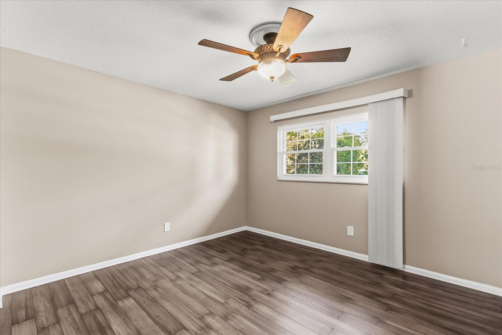 SANDRA HEIGHTS - Residential